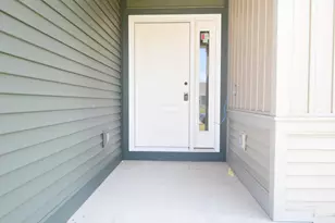 601 N Beckmon St, Remington, IN 47977 - Photo 6