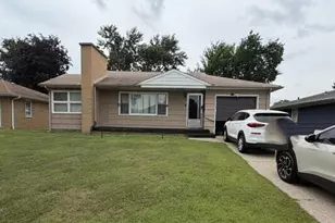 7324 Arkansas Ave, Hammond, IN 46323 - Photo 1