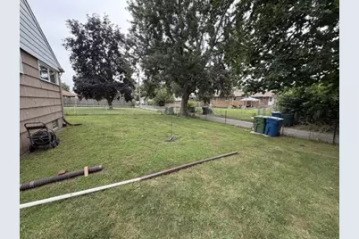 7324 Arkansas Avenue, Hammond, IN 46323 - Photo 4