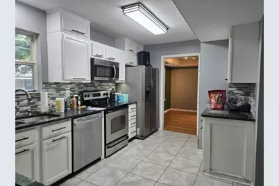 2943 Prairie Stream Way, Columbus, IN 47203 - Photo 8