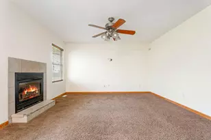 2559 Blackstone Cir, Portage, IN 46368 - Photo 10