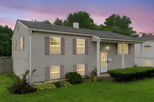 2405 Pueblo Dr, West Lafayette, IN 47909 - Photo 2