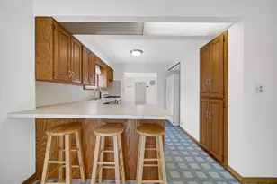 7126 Montana Ave, Hammond, IN 46323 - Photo 8