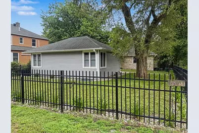 8501 Oak Avenue, Gary, IN 46403 - Photo 2