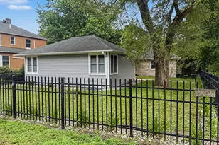 8501 Oak Ave, Gary, IN 46403 - Photo 2