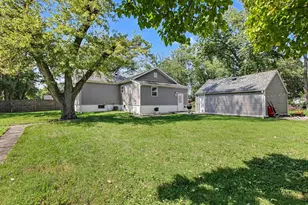 523 Rush St, Hobart, IN 46342 - Photo 12