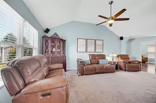 611 E Valparaiso St, Westville, IN 46391 - Photo 4
