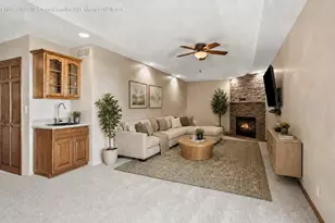 2318 Barbara Jean Dr, Schererville, IN 46375 - Photo 20