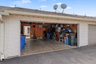 1824 Cottonwood Ct, Crown Point, IN 46307 - Photo 18