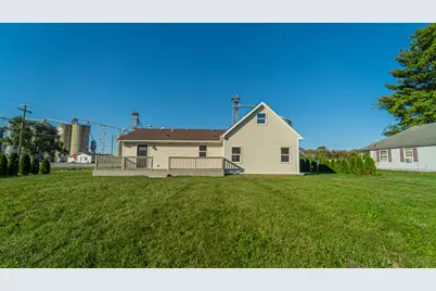 205 E Grove Street, Wheatfield, IN 46392 - Photo 40