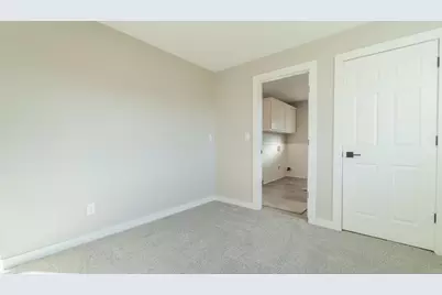 205 E Grove Street, Wheatfield, IN 46392 - Photo 34