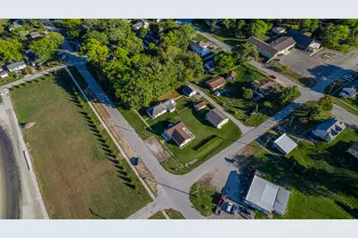 205 E Grove Street, Wheatfield, IN 46392 - Photo 48