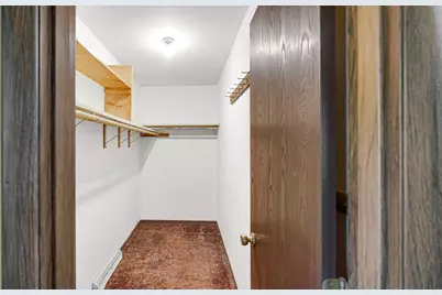 488 E 830 N, Valparaiso, IN 46383 - Photo 14