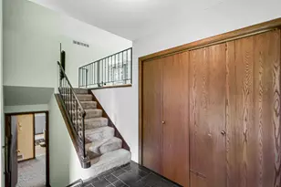 488 E 830 N, Valparaiso, IN 46383 - Photo 4