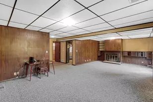 488 E 830 N, Valparaiso, IN 46383 - Photo 22