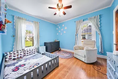 105 N Greenwich Street, Valparaiso, IN 46383 - Photo 12