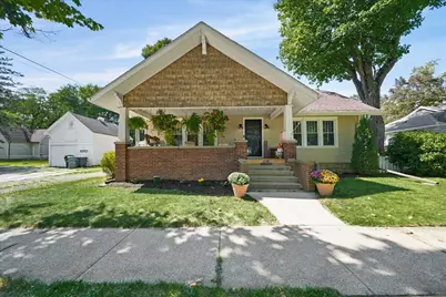 105 N Greenwich Street, Valparaiso, IN 46383 - Photo 1