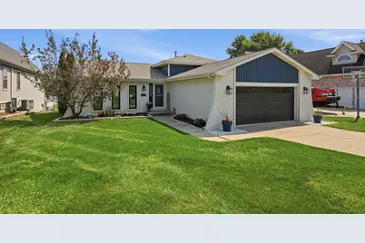 1068 Shoreline Road, Crown Point, IN 46307 - Photo 1