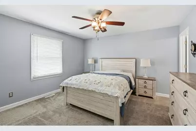 1068 Shoreline Road, Crown Point, IN 46307 - Photo 10