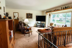 7920 E Massachusetts St, Merrillville, IN 46410 - Photo 2