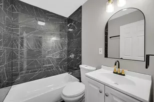 7412 Montana Ave, Hammond, IN 46323 - Photo 12