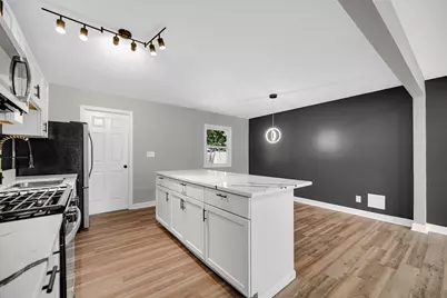 7412 Montana Avenue, Hammond, IN 46323 - Photo 6