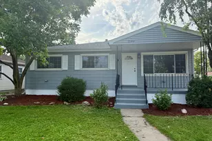 8144 Grace Pl, Highland, IN 46322 - Photo 4
