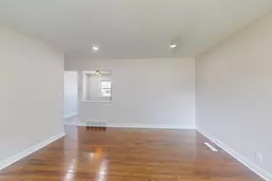 8144 Grace Pl, Highland, IN 46322 - Photo 6