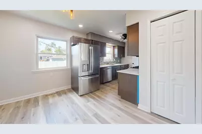 8144 Grace Place, Highland, IN 46322 - Photo 12