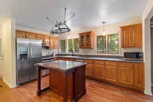2075 Hidden Valley Dr, Crown Point, IN 46307 - Photo 14