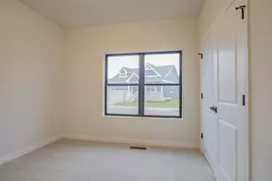 3101 Forestside Ln, Valparaiso, IN 46385 - Photo 16