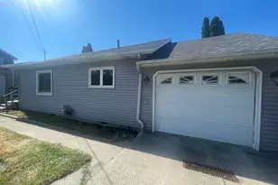 7707 Lake Shore Dr, Cedar Lake, IN 46303 - Photo 2