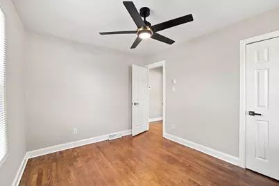 321 W 57th Avenue, Merrillville, IN 46410 - Photo 10