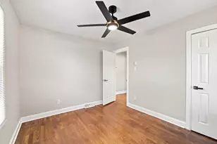 321 W 57th Ave, Merrillville, IN 46410 - Photo 10