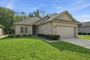 10513 Ontario Dr, Winfield, IN 46307 - Photo 2