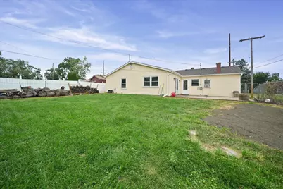 142 S Indiana Avenue, Crown Point, IN 46307 - Photo 20