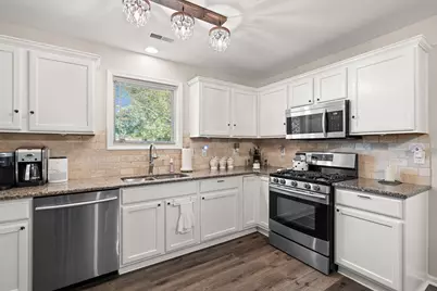 3910 Bayberry Lane, Highland, IN 46322 - Photo 8