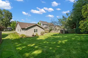 3910 Bayberry Ln, Highland, IN 46322 - Photo 20