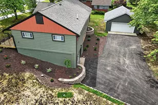 1404 Forest Park Ave, Valparaiso, IN 46385 - Photo 8