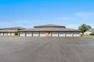 9841 Wildwood Ct, Highland, IN 46322 - Photo 20