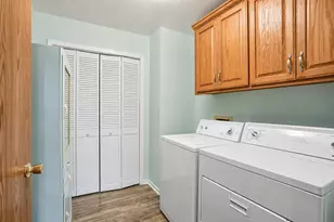 2308 Barbara Jean Dr, Schererville, IN 46375 - Photo 10