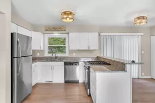 502 Silhavy Rd, Valparaiso, IN 46383 - Photo 8