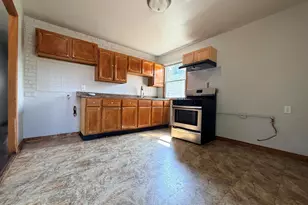 2232 Whitcomb St, Gary, IN 46404 - Photo 2