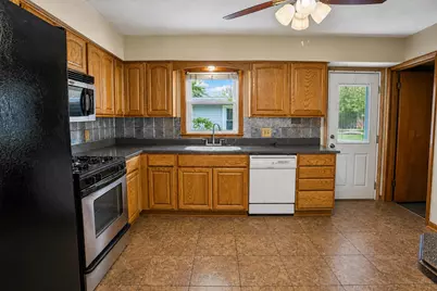 8904 Parrish Avenue, Highland, IN 46322 - Photo 8