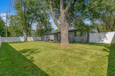 3107 W 79th Place, Merrillville, IN 46410 - Photo 24