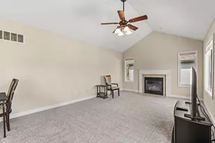 9395 Beall St, Dyer, IN 46311 - Photo 20