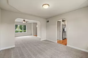 9395 Beall St, Dyer, IN 46311 - Photo 8