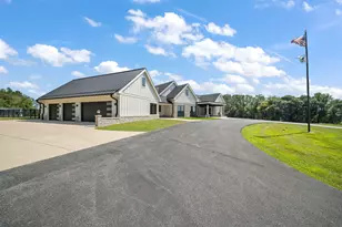 525 N 500 E, Valparaiso, IN 46383 - Photo 156