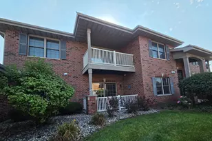 545 Cambridge, Munster, IN 46321 - Photo 2