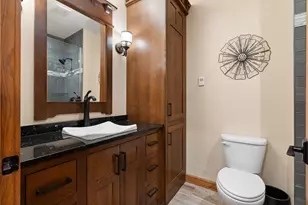 11700 Westvalley Dr, Crown Point, IN 46307 - Photo 36